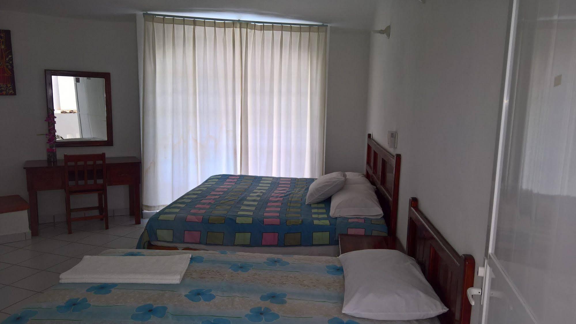 Hotel Cz 산타크루즈휴에튤코 외부 사진