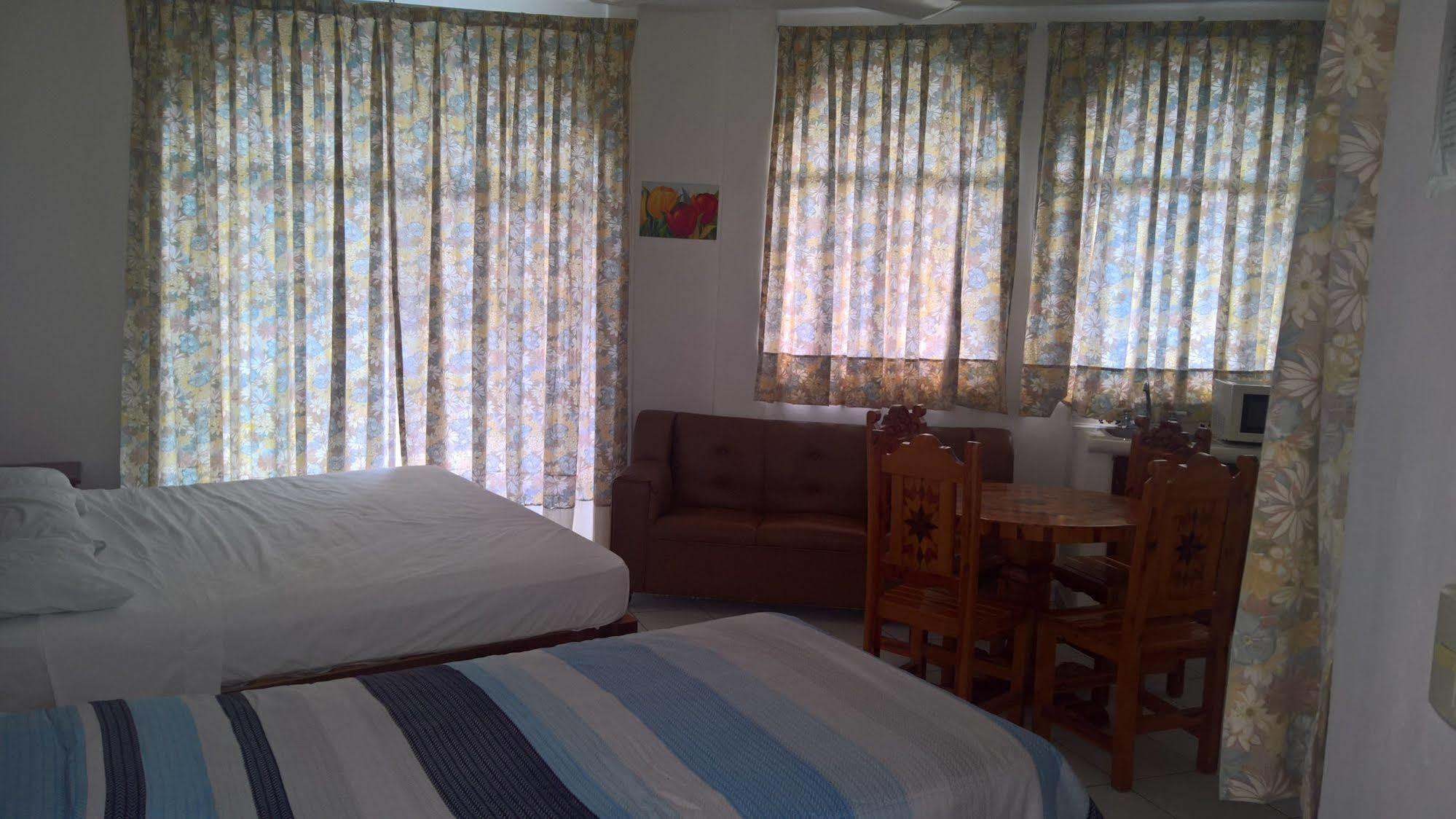 Hotel Cz 산타크루즈휴에튤코 외부 사진
